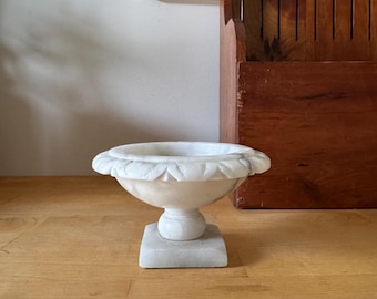 Vintage Alabaster Bird Bath, 4.75” wide, No Birds