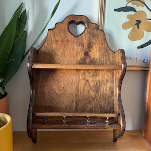 Vintage Heart Cutout Wall Shelf With 2 Shelves