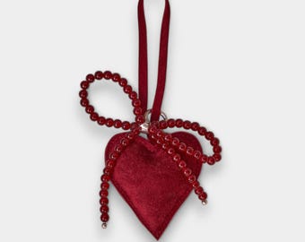 Handmade Suede Heart Keychain – Red Heart Bag Charm for Purse – Cute Cuscomizable Accessory for Bags &Gifts – Artesanal Valentine's Day Gift