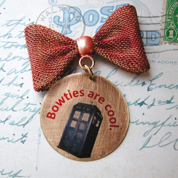Doctor Who "Bowties are Cool"  brooch pin or necklace