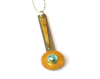 Steampunk Necklace "The Pendulum of Change"
