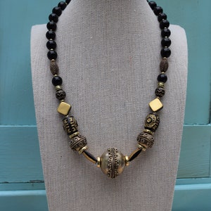 Cleopatra Necklace in Black and Gold