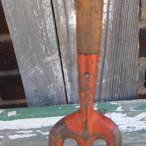 Vintage Garden Tool Metal Hand Fork Wood Handle 3 Tine Cultivator Digger 12"