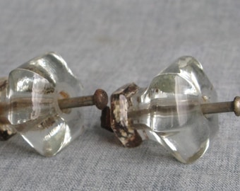 2 Vintage Clear Glass Knobs Drawer Pulls Cabinet Knobs Vintage Hardware Home Decor