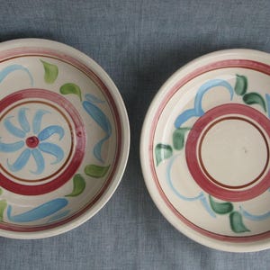 2 cuencos rústicos vintage de Roseville Robinson Ransbottom # 311 de 25 cm (10") para la cocina y el hogar.