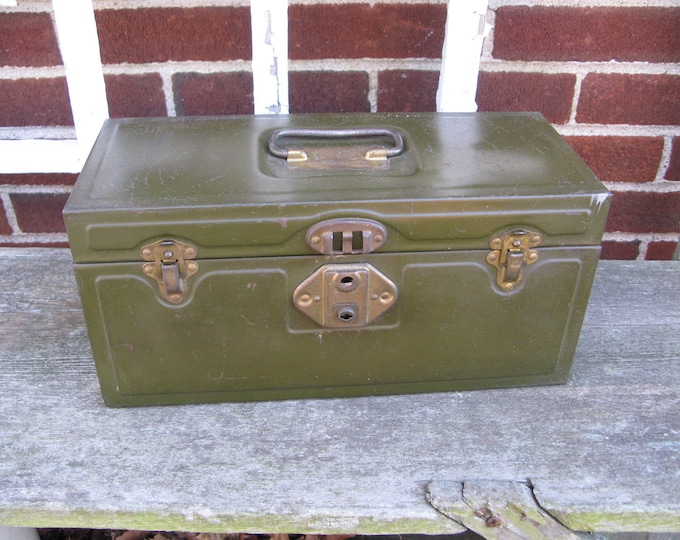 Vintage Metal Toolbox Green Utilco Tool Chest Utility Box Car Etsy