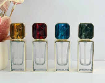 Quadratische Glas-Lotionflaschen mit vergoldetem Akzent, Vanity-Chic-Verpackung für reichhaltige Hautpflegecremes, feuchtigkeitsspendende Seren und seidige Körperlotionen, auslaufsicher