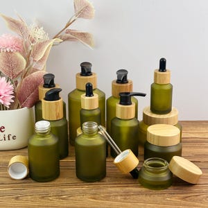 Green Glass Cosmetic Bottles and Jars, Bamboo Cap Skincare Containers, Pump Dropper Cream Jar Packaging