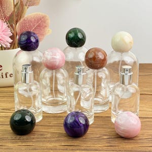 Navulbare fijne nevelparfumverstuiver in helder glas, 30 ml 50 ml 100 ml, ronde dop in marmerlook voor cadeaus, boetiekdisplay en branding