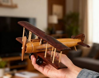 Maqueta de avión vintage de madera hecha a mano: un regalo decorativo y significativo para el Día del Padre.