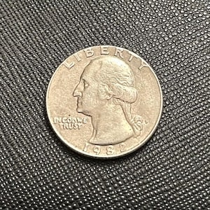 1982年 アメリカ合衆国 セント 1982年 アメリカ 25セント硬貨 並品の通販 by ムッシュ's shop｜ラクマ