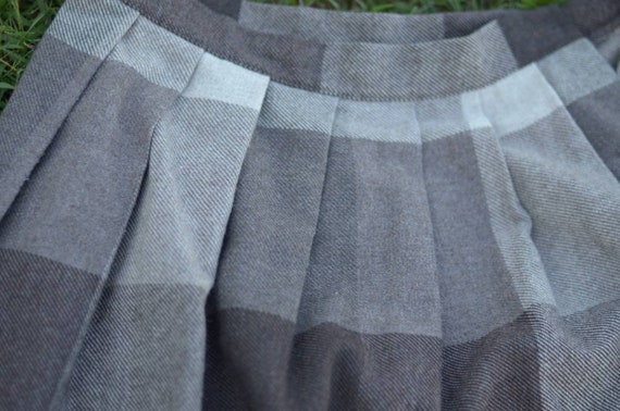 Plaid Wool Skirt - image 5