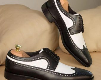 Zapatos Derby con punta de ala y brogue de cuero bicolor hechos a mano para hombre