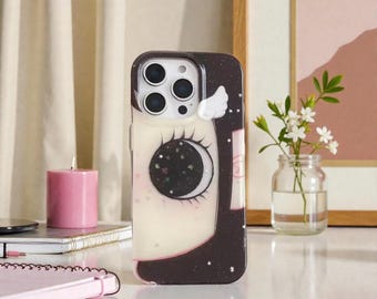 Bonita funda protectora con diseño de ojos grandes kawaii para iPhone 17, 16, 15 y 14 Pro Max.