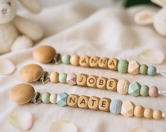 Personalized Pacifier Clip, Baby shower Gift, Custom Soother Clip, Newborn Gift, Baby Binky Clip, Custom Dummy clip, Baby Pacifier Holder