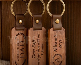 Portachiavi in legno inciso, portachiavi personalizzato per hotel, B&B, cottage o bar, regalo personalizzato per lui e per lei, regalo rustico in legno per anniversario