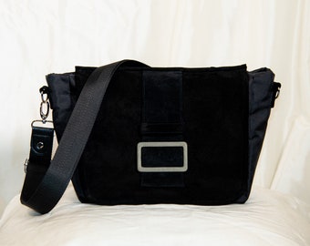 BLACK SUEDE MESSENGER