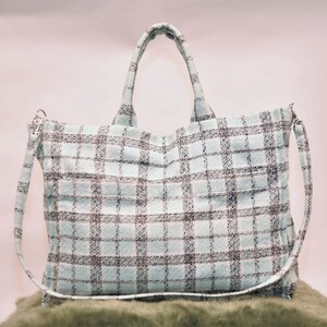 PLAID TOTE BAG