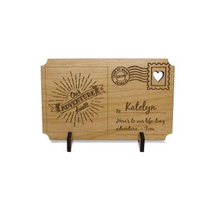 Cartão postal personalizado do Dia dos Namorados - Presentes para ele ou ela - Cartão postal de madeira - Cartão postal personalizado exclusivo - Cartão de madeira - Gravado - Coração
