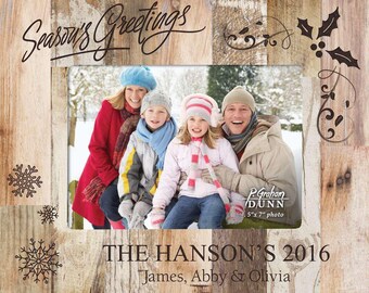 Season's Greetings Photo Frame - Engraved Holiday Picture Frame - Pallet Frame - Personalized Picture Frame - Holiday Decor
