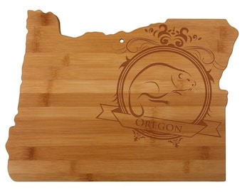 Planche à découper personnalisée Oregon - planche à découper en bambou en forme d'Oregon gravée sur mesure - cadeau de mariage, cadeau de couple, cadeau de pendaison de crémaillère