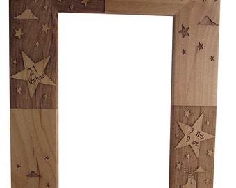 Marco de fotos personalizado para recién nacidos - Marco de fotos de madera grabado - Regalo de bautizo - Marco para nuevos padres - Marco de regalo para abuelos