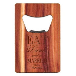 Gepersonaliseerde cederhout creditcard flesopener - gegraveerde flesopener bruiloft gunst - stalknecht cadeau - gepersonaliseerde partij gunst - hout