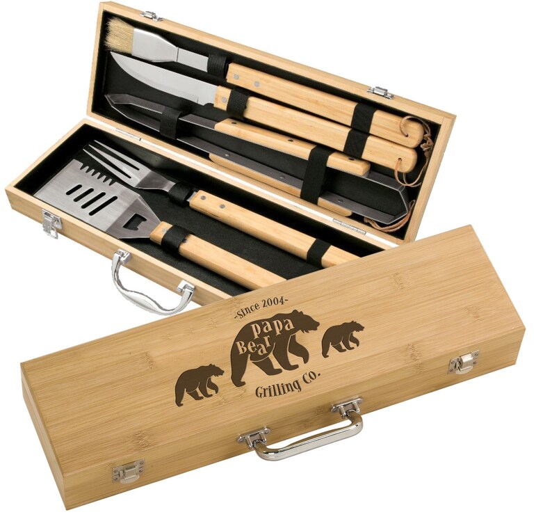 Personalized Papa Bear & Cubs 5 piece BBQ Gift Set Engraved Dad's Bamboo Grill Set Custom Father's Day Grilling Gift Set Mens Gift image 2