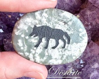 Wolf Totem Stone, Worry Stones, Comfort Stones, Power Animal, Energy Stones, Pocket Stones, Wolf Power Animal Totem