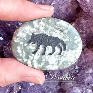 Wolf Totem Stone, Worry Stones, Comfort Stones, Power Animal, Energy Stones, Pocket Stones, Wolf Power Animal Totem