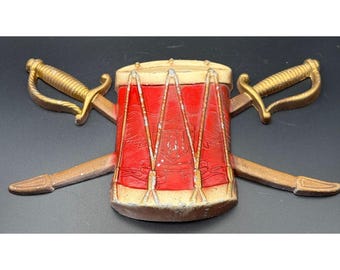 Vintage Sexton USA Drum Wall Plaque Crossed Swords Colonial Decor