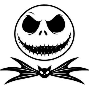 Può includere: Grafica in bianco e nero del volto di Jack Skellington da The Nightmare Before Christmas. Il volto è un cerchio bianco con occhi neri, un ampio sorriso e un papillon a forma di pipistrello sotto.