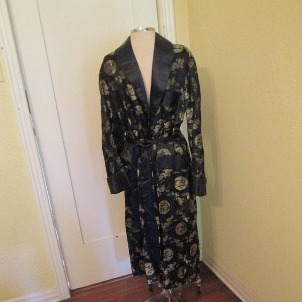 70s Chinese Robe Longevity Hangzhou Black Gold Dragons 46