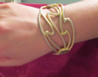 Vintage Gold Bracelet Cut Out Clamp Bracelet Wide