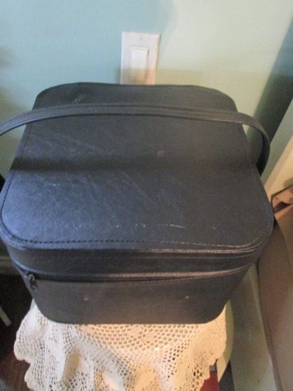 large square hat box