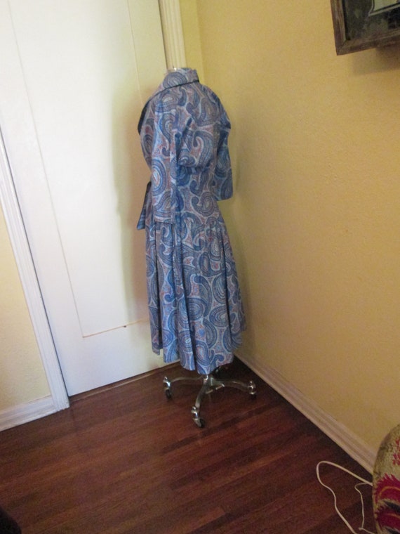 50s Housecoat Daytime Dress Blue Paisley Wrap - image 3