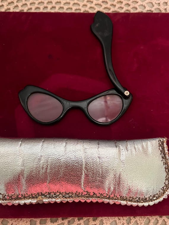 Mid Century Cat Eye Lorgnette Opera Glasses - image 7