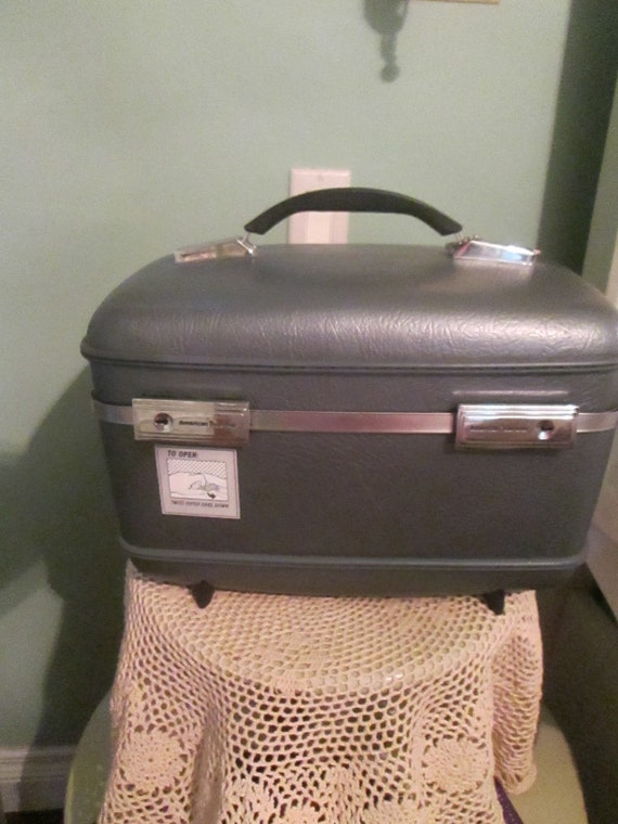 american tourister train case