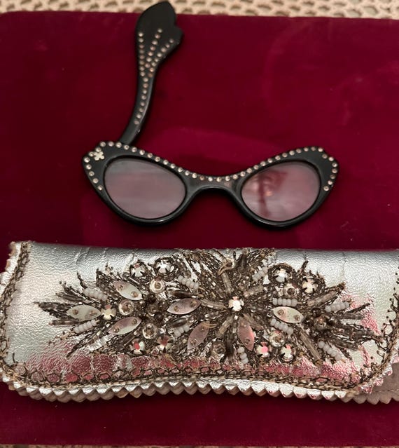 Mid Century Cat Eye Lorgnette Opera Glasses - image 6