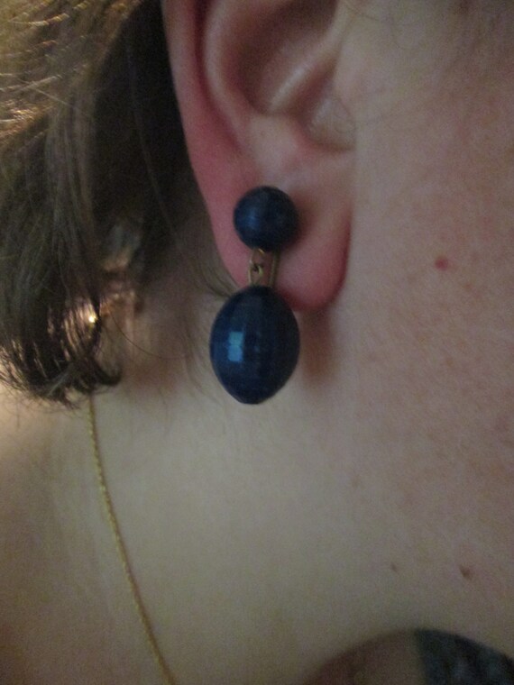 1940s Rare Navy Bead Drop Earrings Faceted Clip B… - image 7