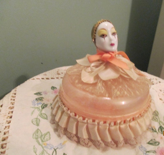 Vintage Rare Porcelain Harlequin Powder Box Delag… - image 2