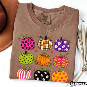 Fall Pumpkin Comfort Colors Shirt,Boho Autumn Tee,Cottagecore Harvest T-shirt,Cute Thanksgiving Top,Colorful Pattern Gift,Woman Grapic tee