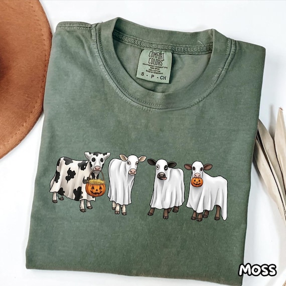 Ghost Cow Halloween Shirt,Halloween Gifts,Funny Cow Tee,Cute Halloween Ghost T-shirt,Farm Animal Halloween Gift,Spooky Cow Shirt Women