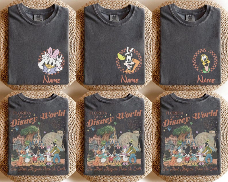Custom Disneyworld Mickey And Friends Shirts, Custom Name Disney Family Shirts, Magic Kingdom shirt, Disney trip shirt, Family Vacation tee. afbeelding 2