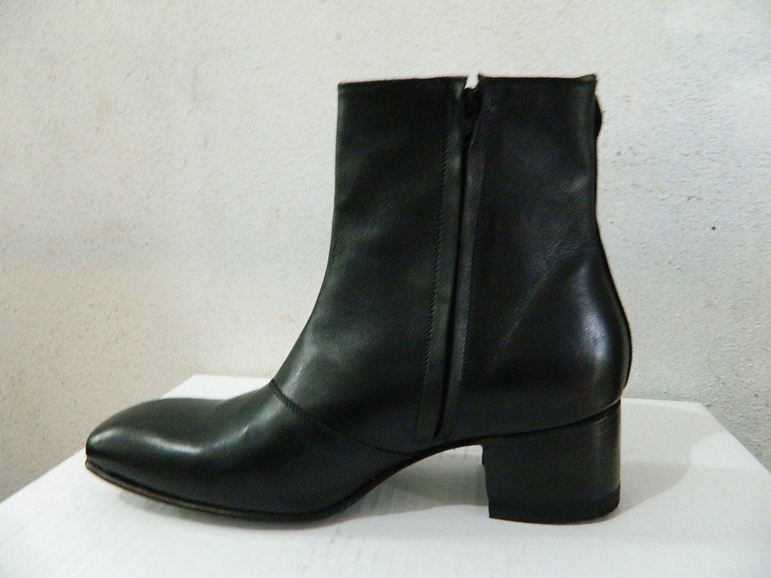 2 inch heel leather boots