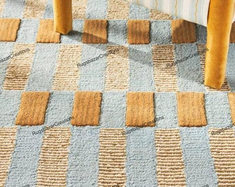 Alfombra de lana con mechones festoneados: cuadros azules, verdes y dorados - Estilo Matilda Goad, Antropologie Alfombras con mechones y bordes festoneados para sala de estar