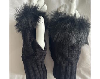 Soft Knit Faux Fur Trim Fingerless Gloves | Warm Winter Gloves
