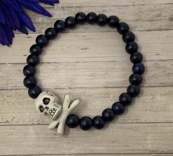 Skull and crossbones bracelet deals