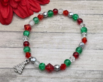 Christmas tree bracelet, Christmas jewelry, red and green beads, handmade, new