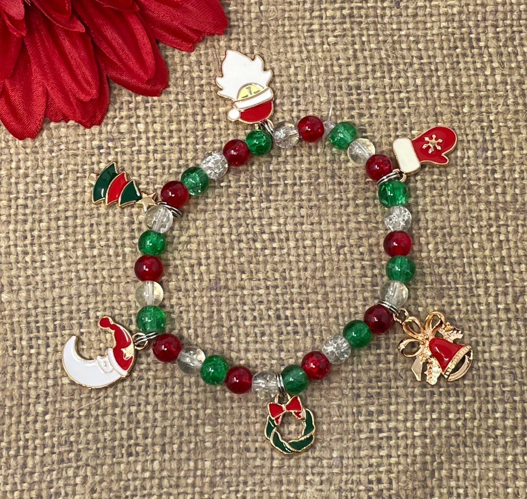 Christmas Charm Bracelet, Holiday Charm Bracelet, Santa and Wreath, Red